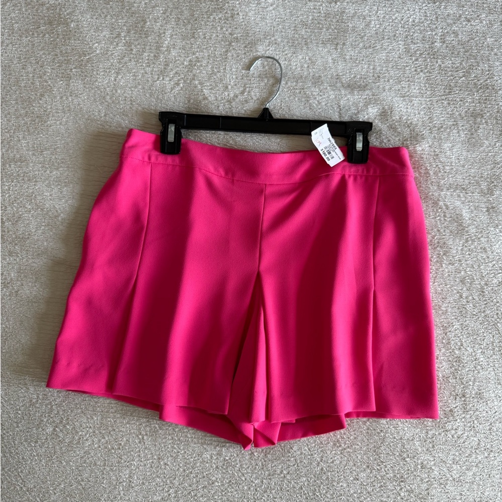 Trina Turk Fuchsia Shorts - Picture 3 of 4